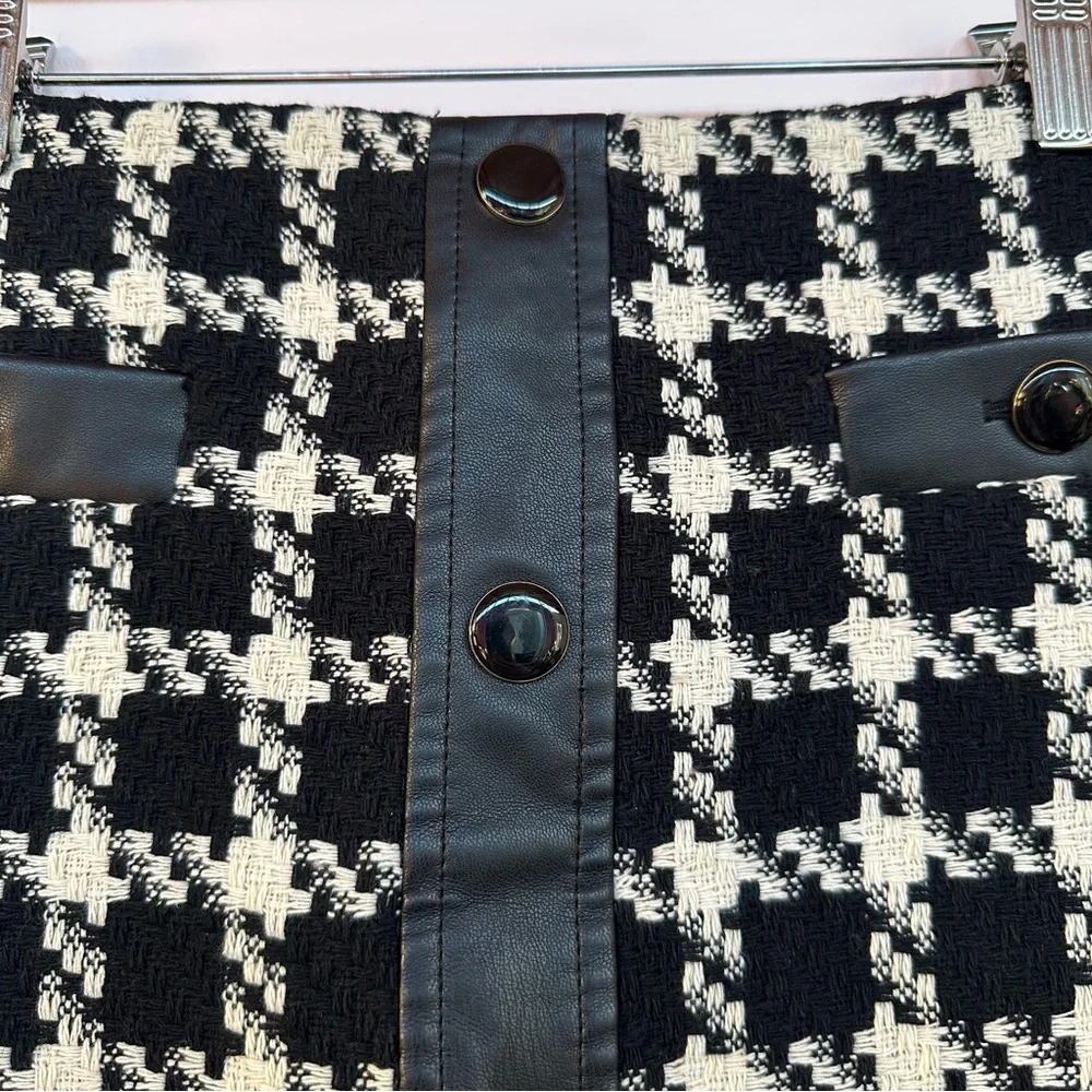 Karen Millen Tweed Skirt, Size: 4 - Picture 3 of 7